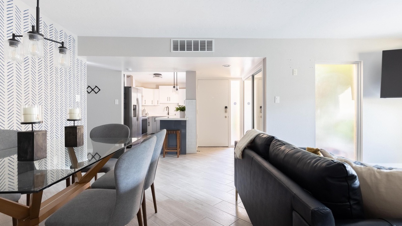 Photo of Livingroom in Encanto