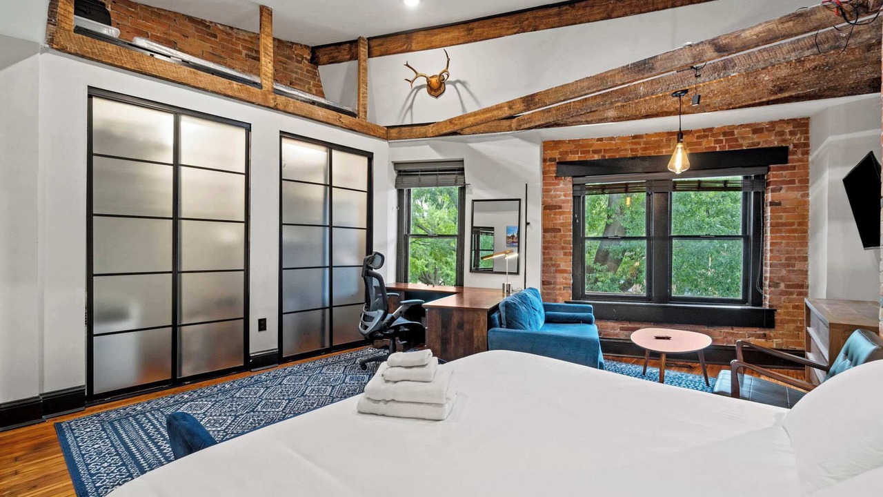 Photo of Bedroom in Shaw