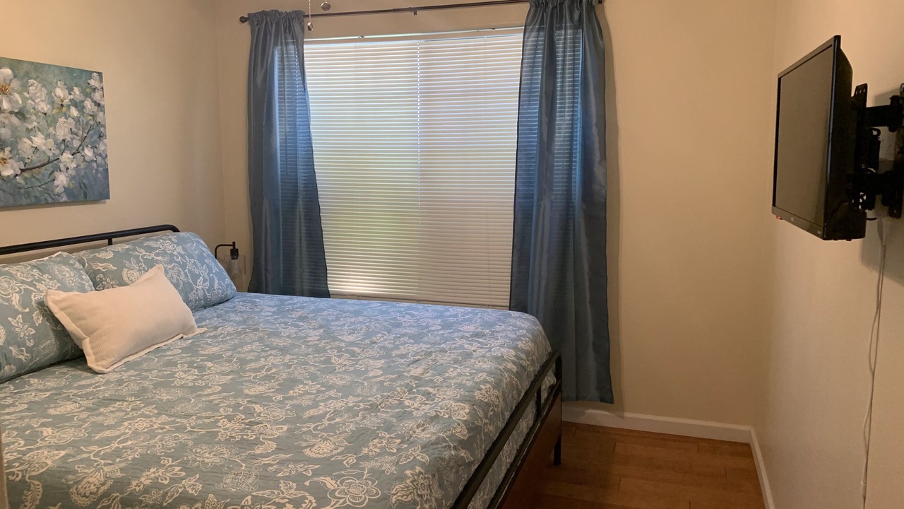 Photo of Bedroom in East Mesa