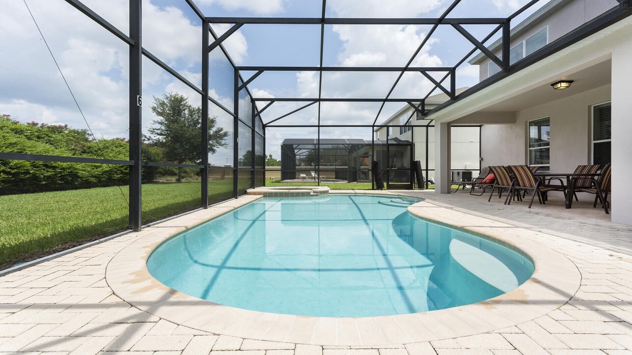 Photo of Outdoor in Windsor Hills
