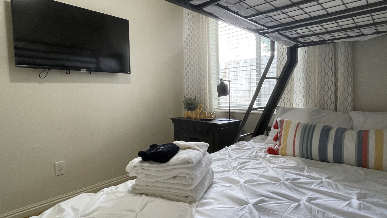 Photo of Bedroom in Canyon Rim