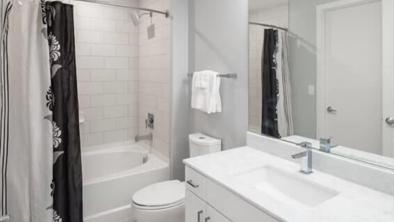 Photo of Bathroom in Woodmont Triangle