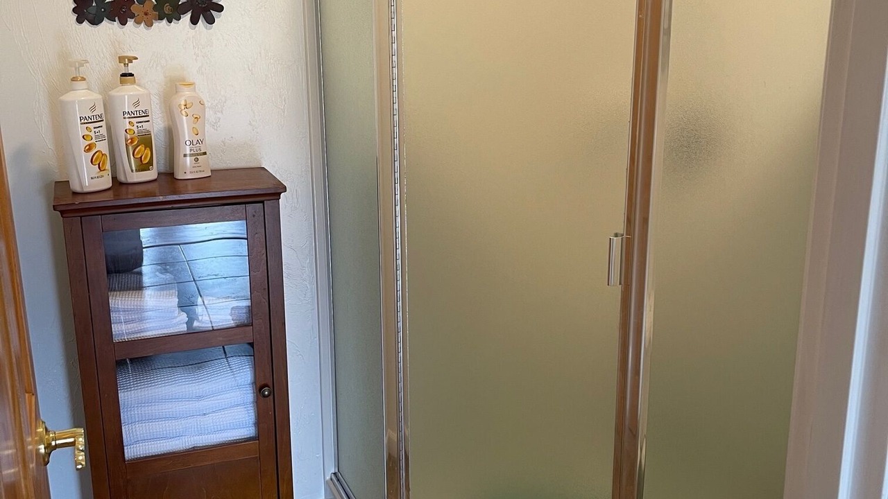 Photo of Bathroom in Kachemak