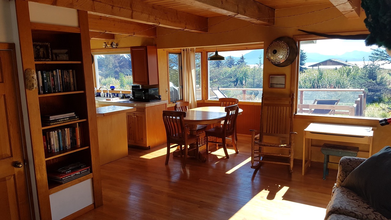 Photo of Bedroom in Homer