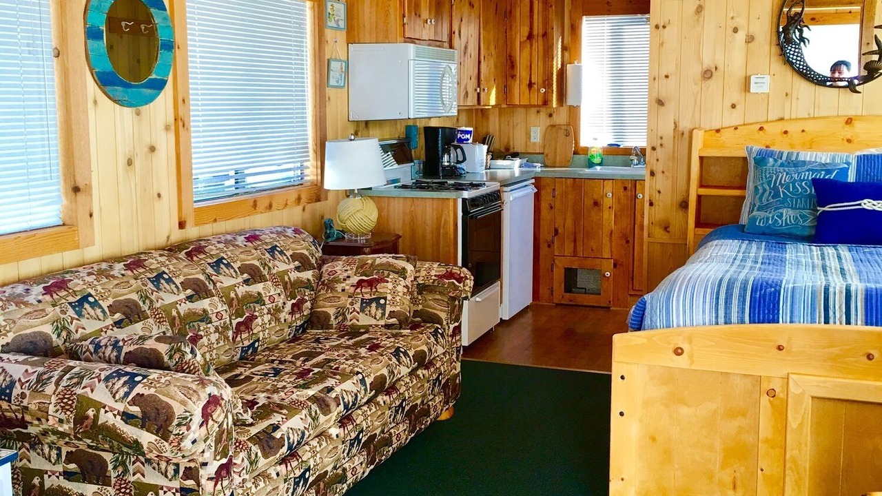 Photo of Others in Homer
