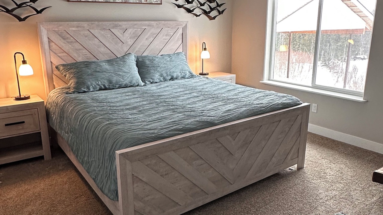 Photo of Bedroom in Diamond Ridge