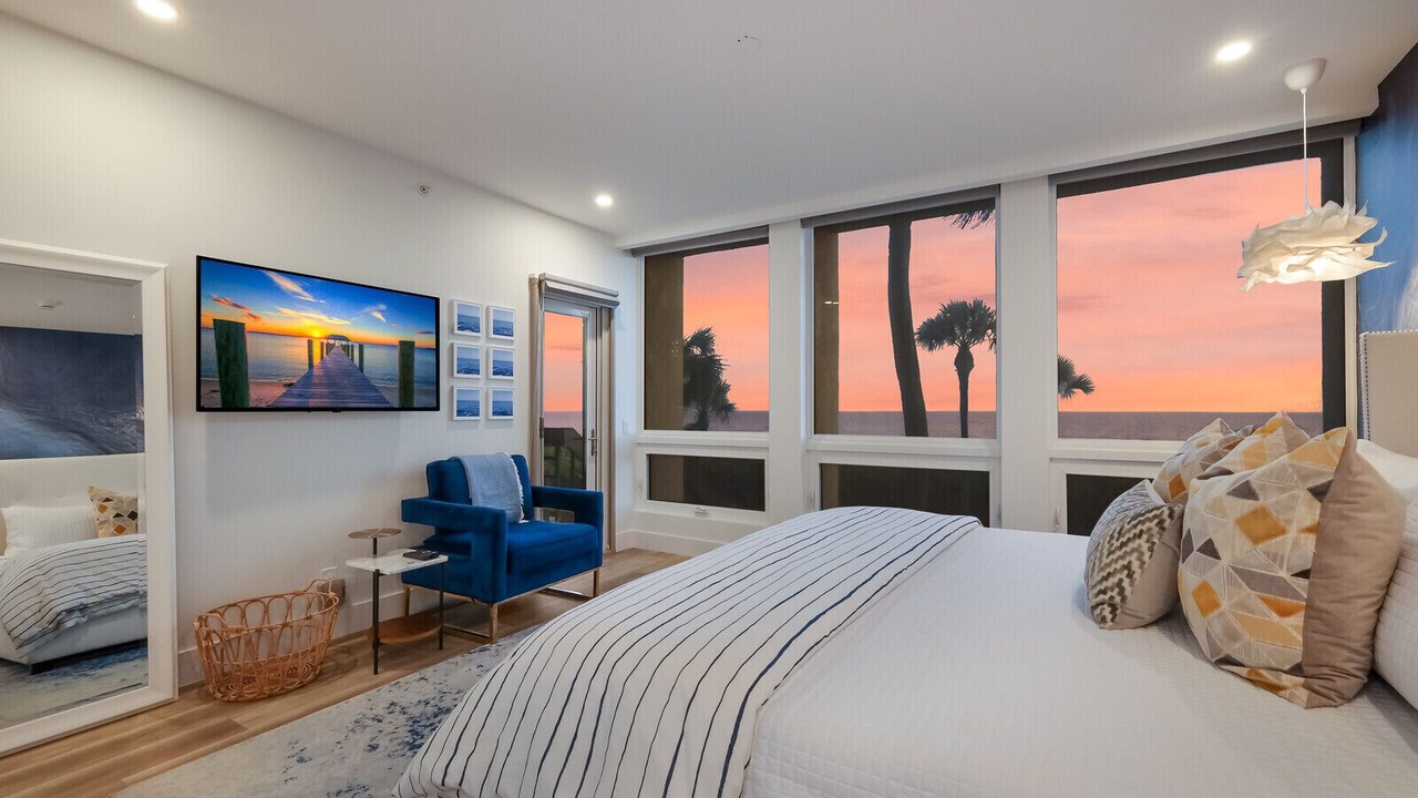 Photo of Bedroom in Longboat Key