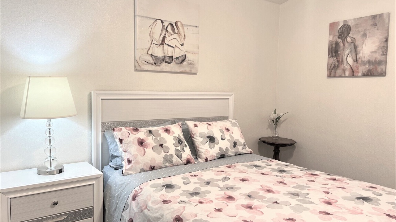 Photo of Bedroom in Spring Valley