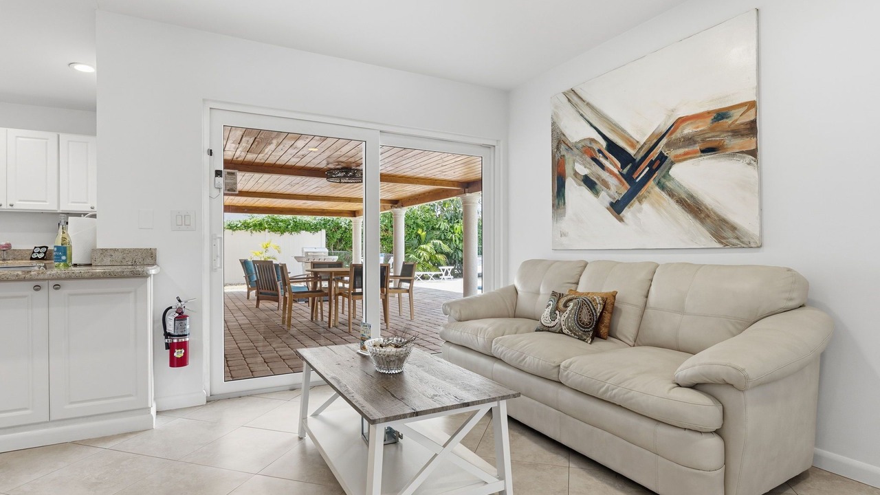 Photo of Bedroom in Pompano Beach