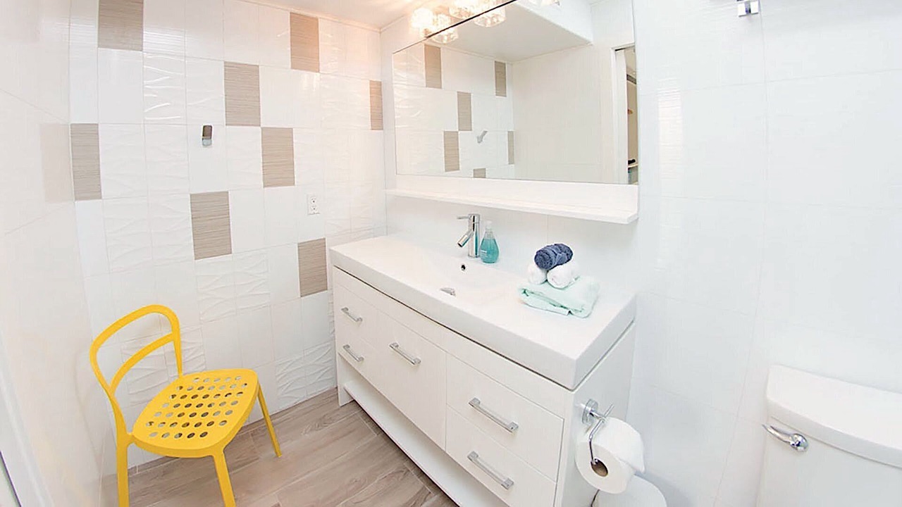 Photo of Bathroom in Mission Beach