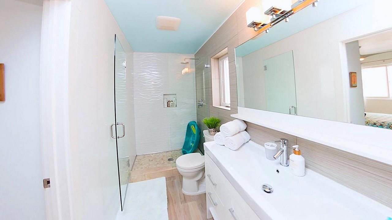 Photo of Bathroom in Mission Beach
