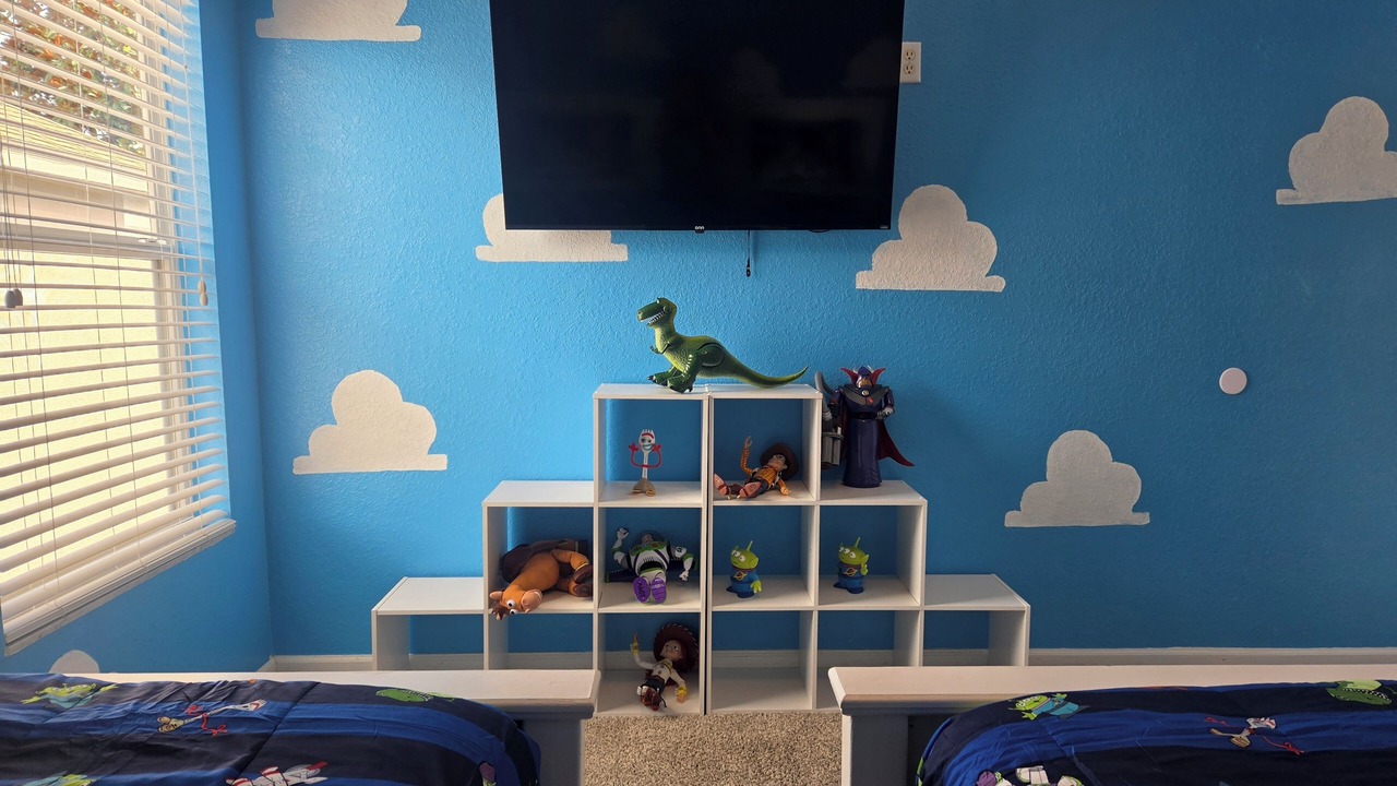Photo of Bedroom in Windsor Hills