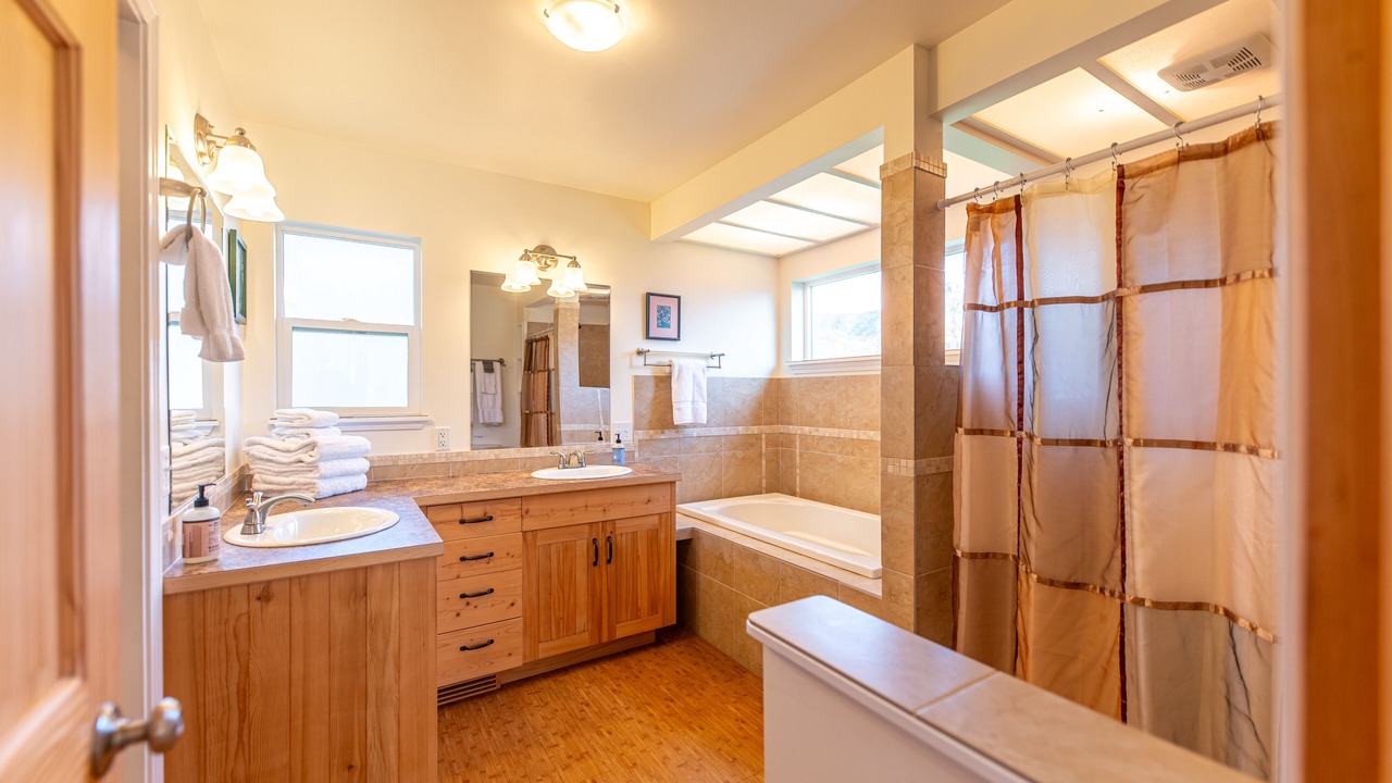 Photo of Bathroom in Kachemak