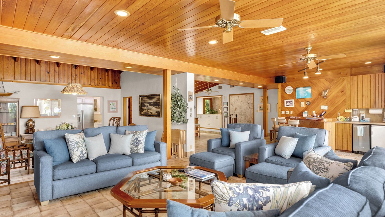 Photo of Livingroom in Islamorada