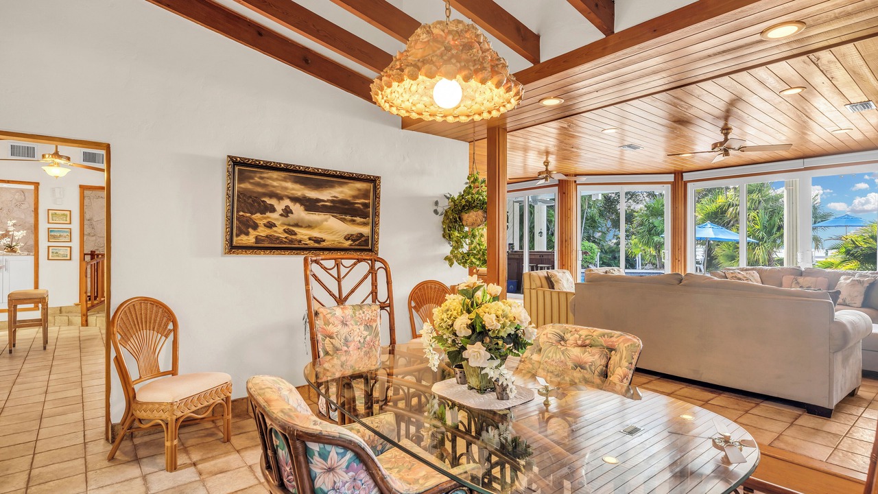 Photo of Livingroom in Islamorada