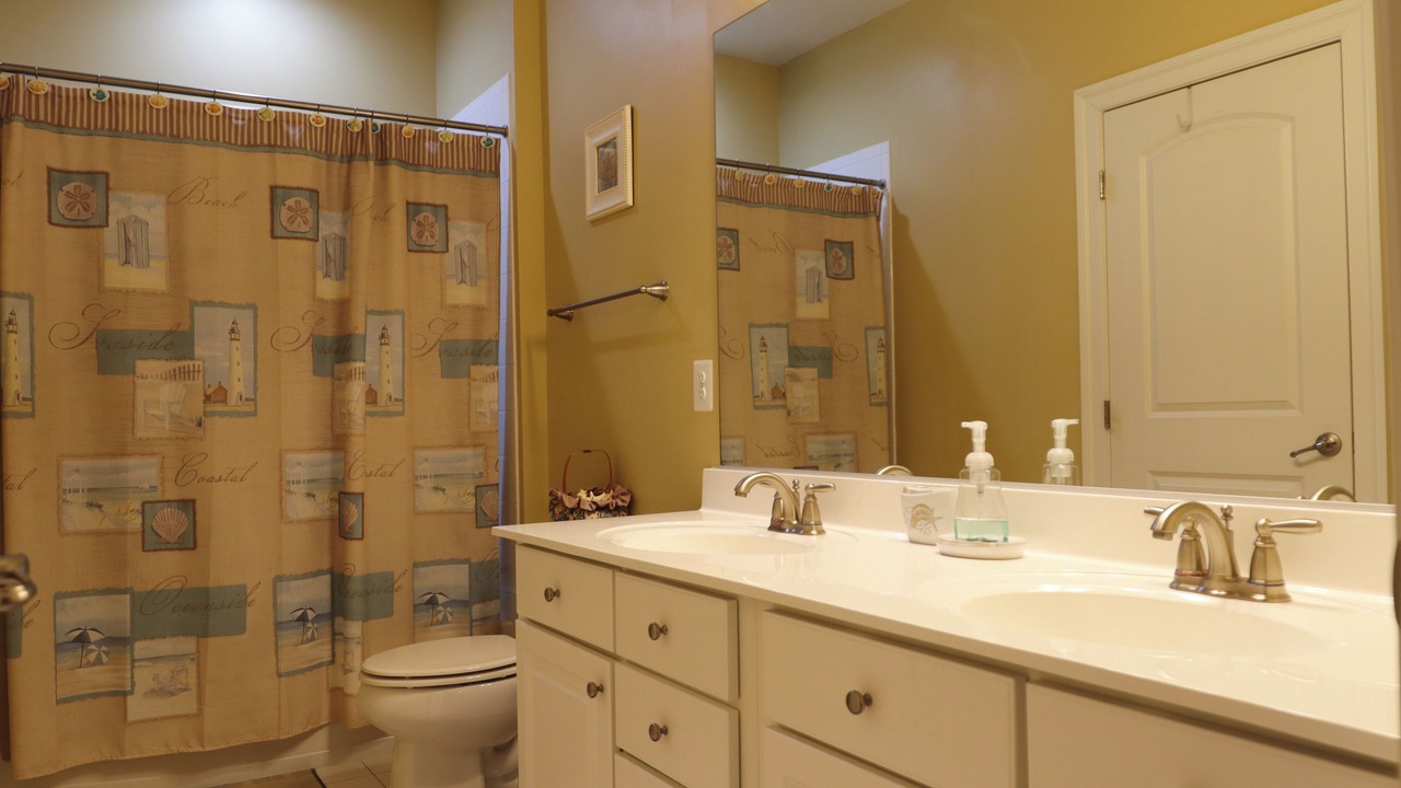 Photo of Bathroom in Sun Ridge