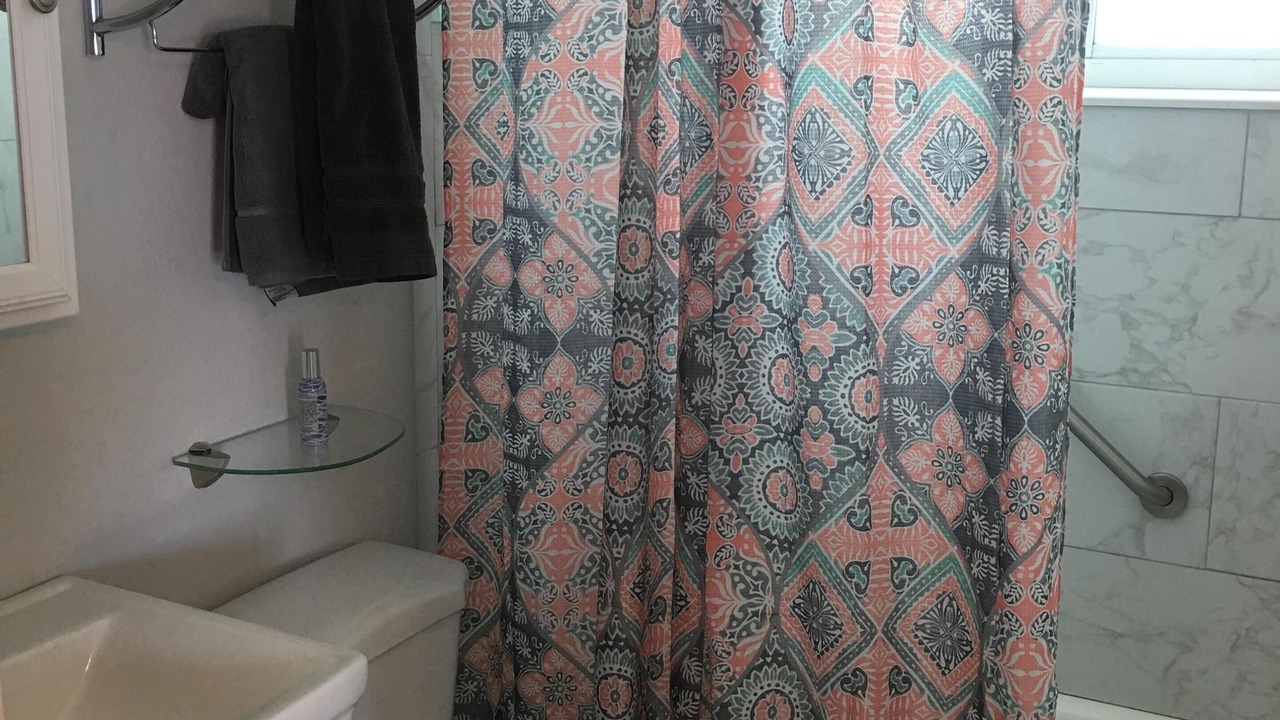 Photo of Bathroom in Marathon