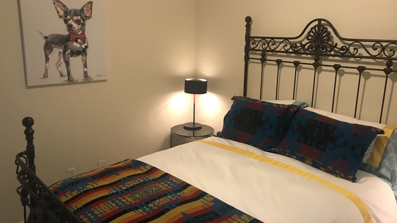 Photo of Bedroom in Paradise Valley Village