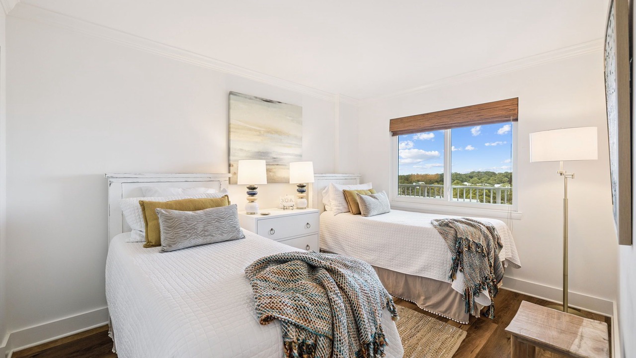 Photo of Bedroom in Seagrove Beach