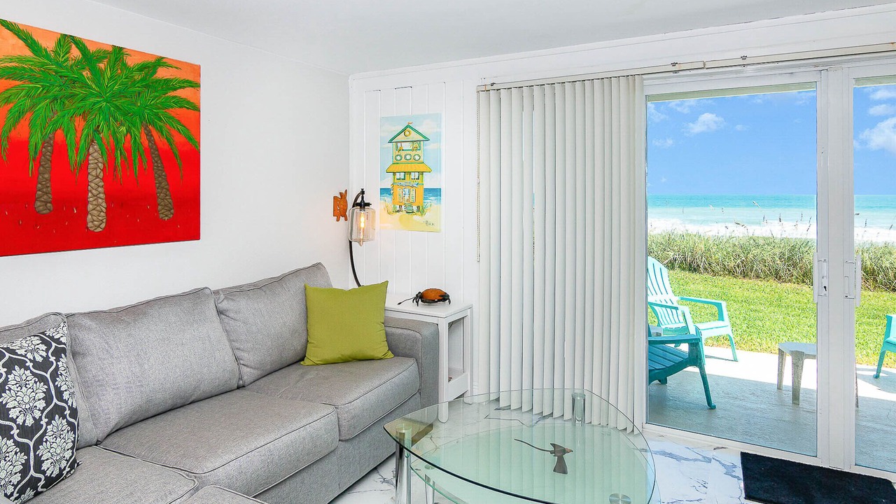 Photo of Livingroom in Melbourne Beach