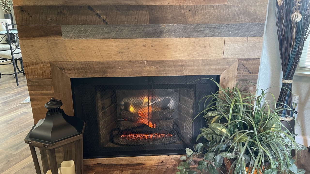 Photo of Livingroom in Alta Mesa Community Association