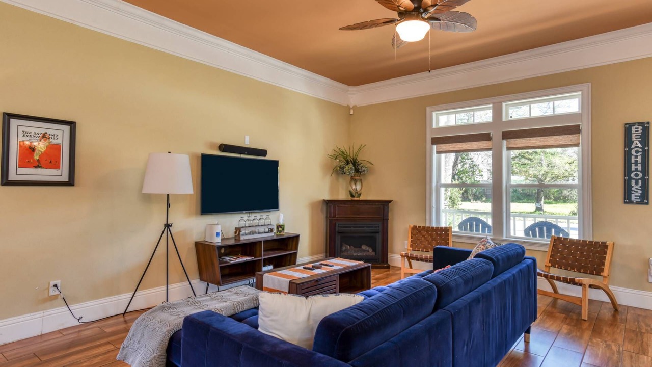 Photo of Livingroom in Lincolnville