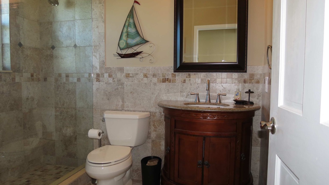 Photo of Bathroom in Marathon