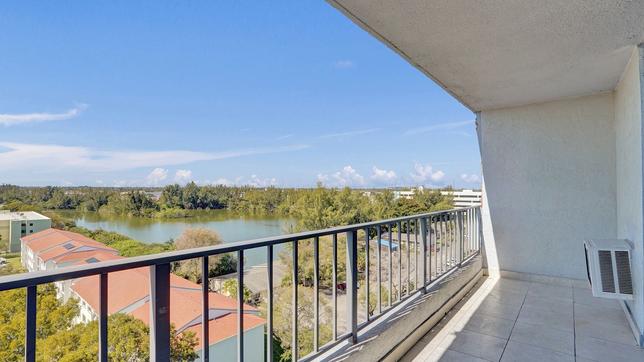 Photo of Outdoor in Golden Glades