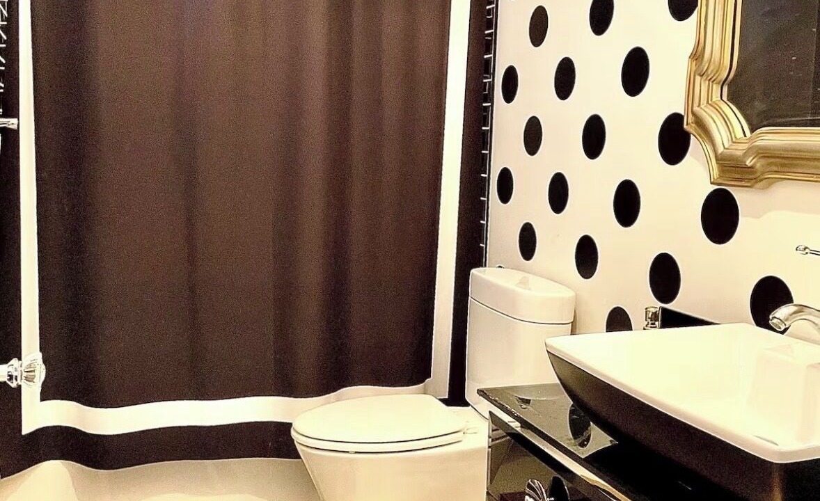 Photo of Bathroom in Encanto