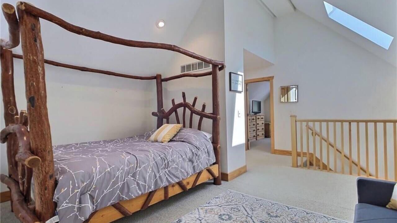Photo of Bedroom in Great Valley