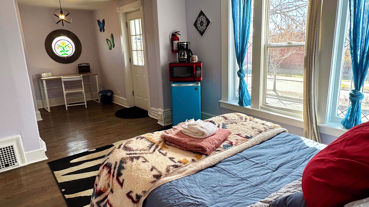 Photo of Bedroom in Jefferson Park