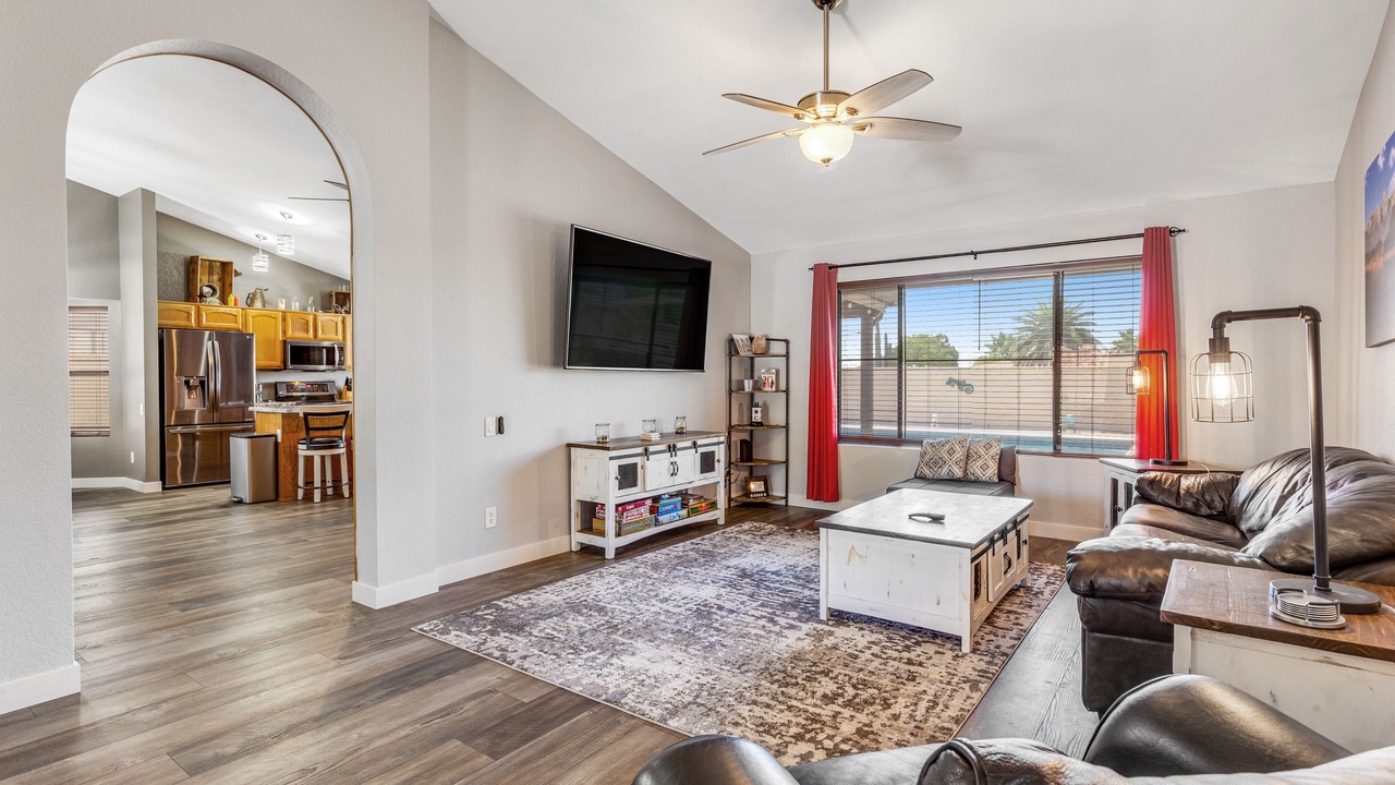 Photo of Livingroom in Alta Mesa Community Association