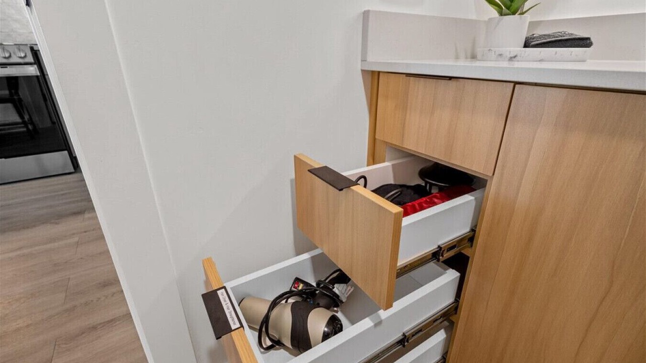 Photo of Bathroom in People's Freeway
