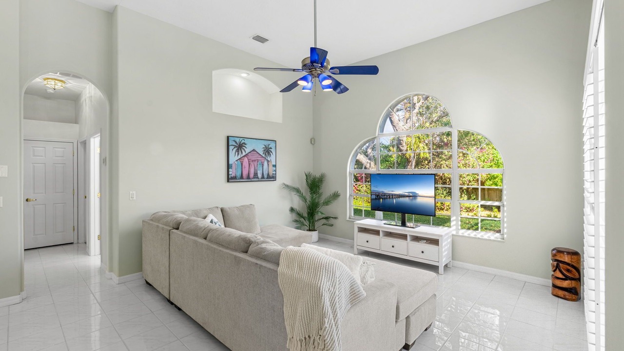 Photo of Bedroom in Melbourne Beach