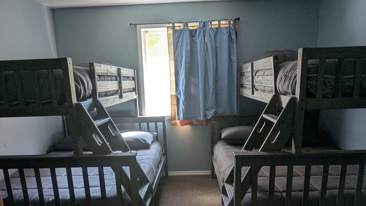 Photo of Bedroom in Happy Valley