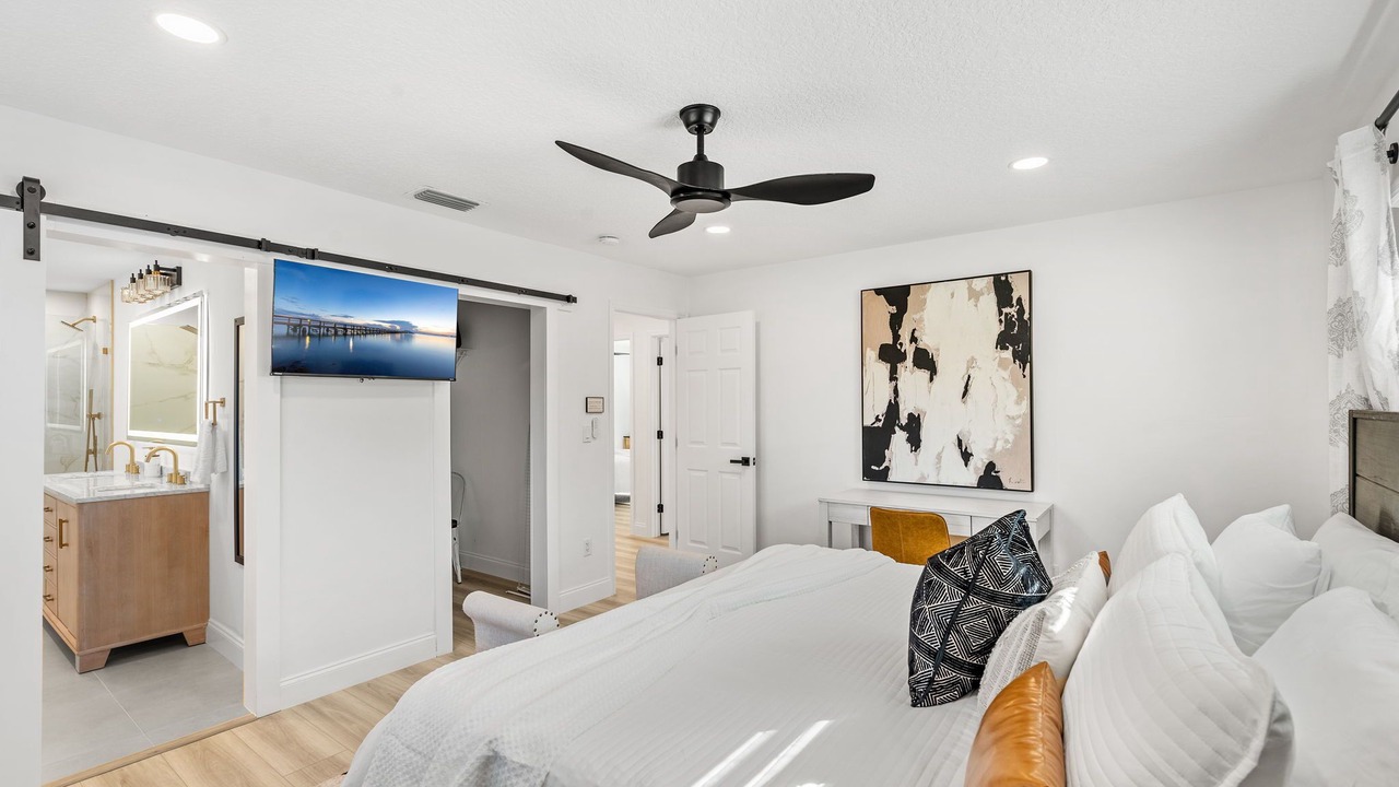 Photo of Bedroom in Melbourne Beach