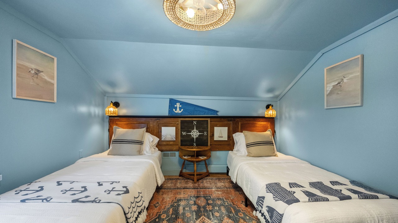 Photo of Bedroom in Oswego