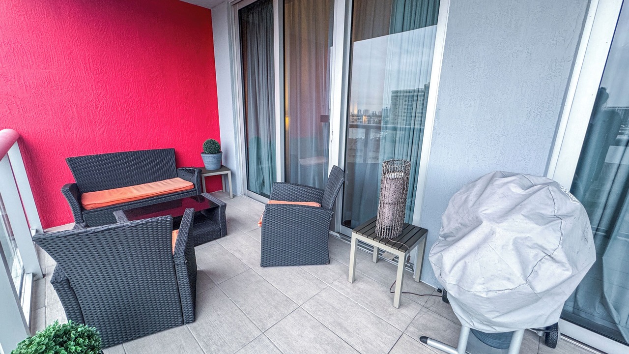 Photo of Patio Balcony in Hallandale Beach
