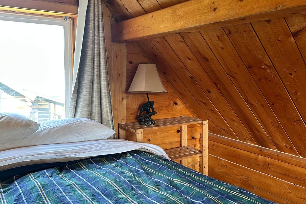 Photo of Bedroom in Homer
