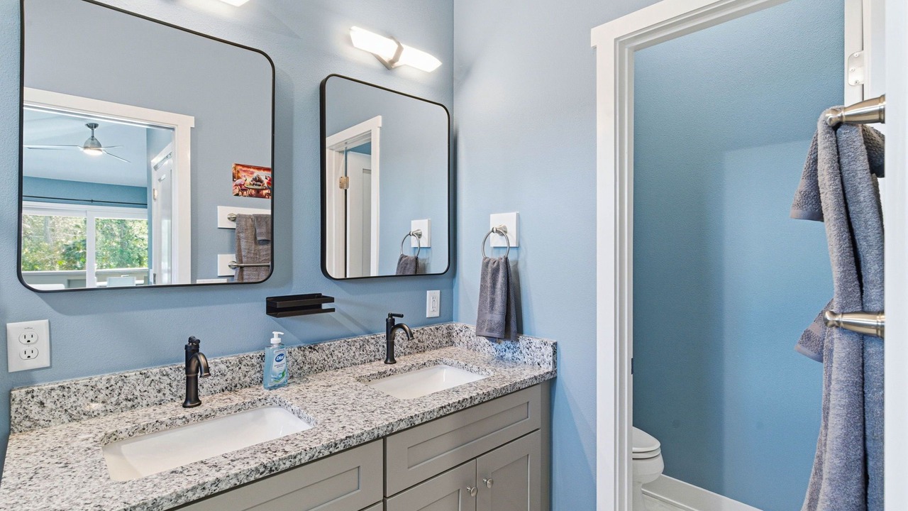Photo of Bathroom in Old Homosassa
