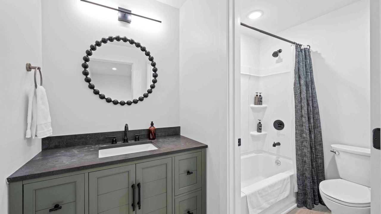 Photo of Bathroom in Dry Ridge