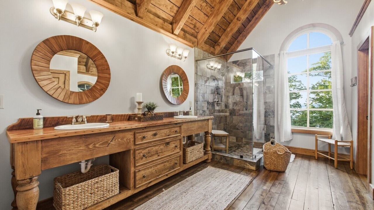 Photo of Bathroom in Spring City