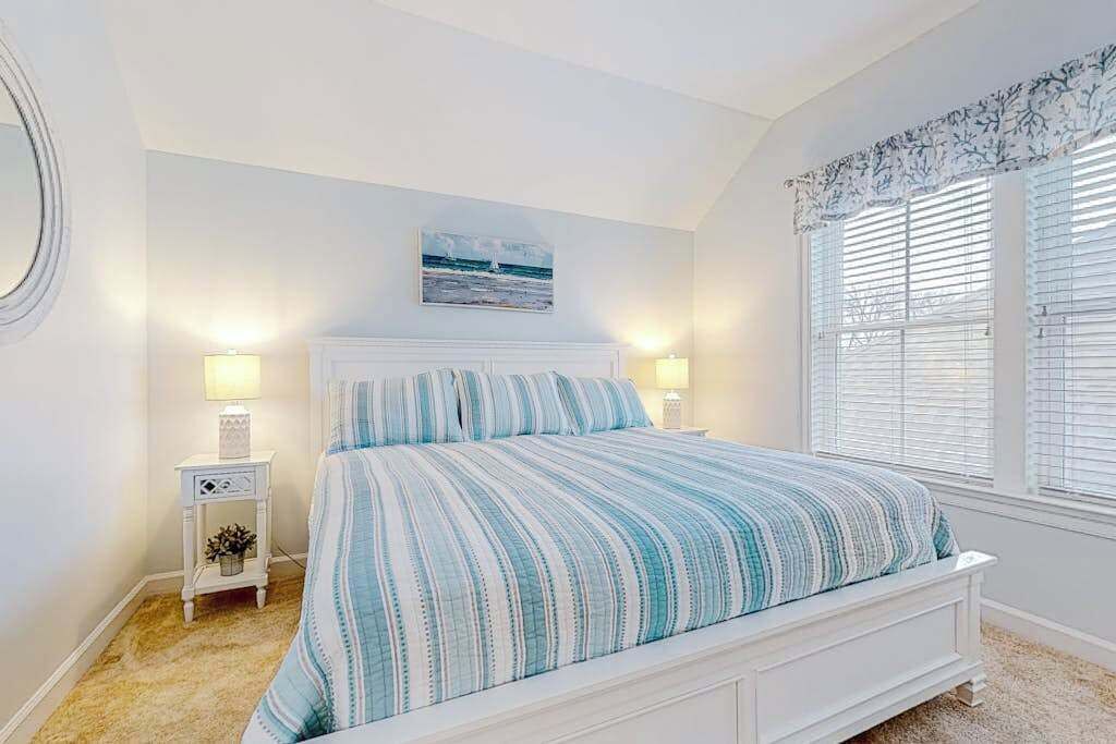 Photo of Bedroom in Sun Ridge
