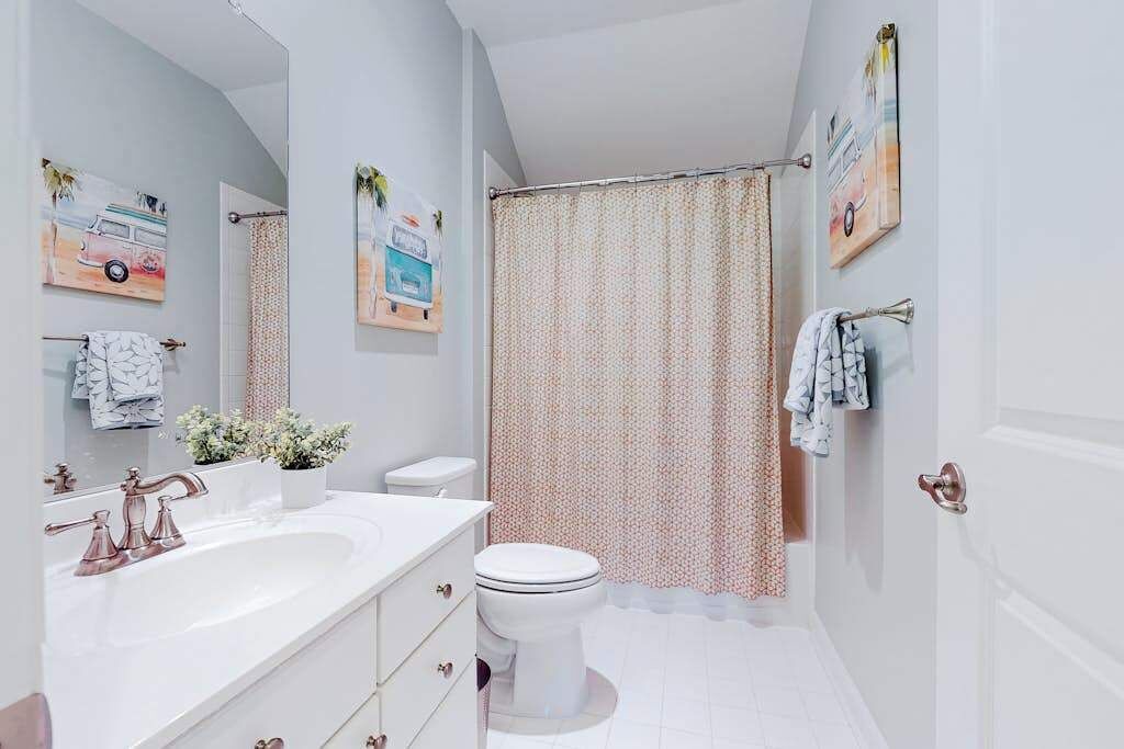 Photo of Bathroom in Sun Ridge