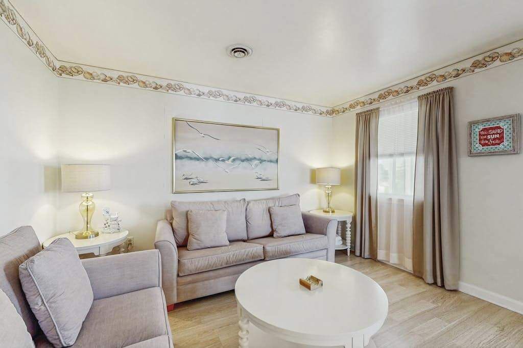 Photo of Livingroom in Fenwick Island
