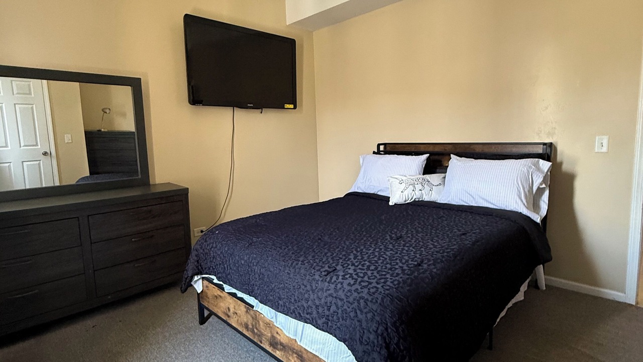 Photo of Bedroom in Roseland