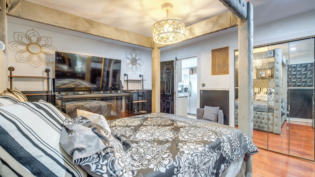 Photo of Bedroom in Forestview