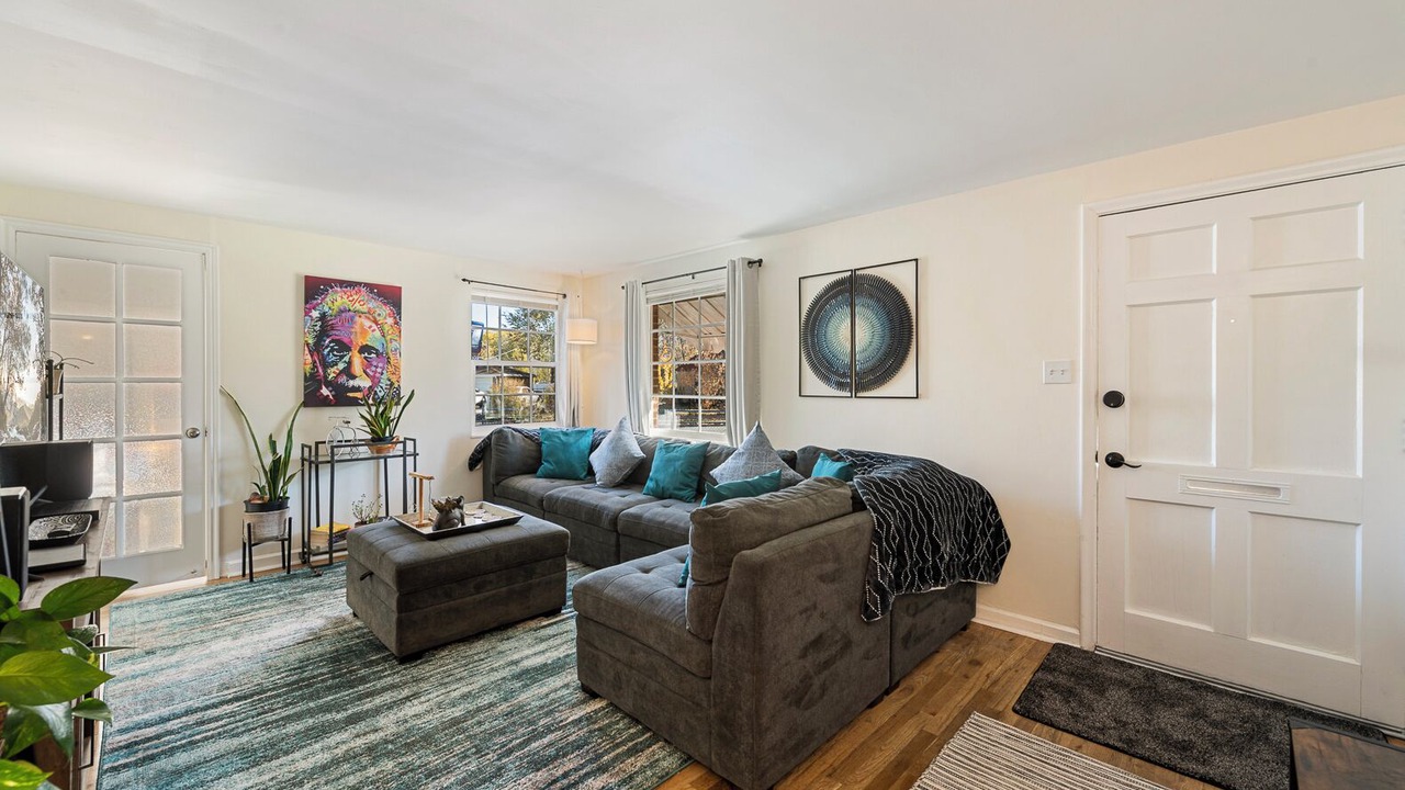 Photo of Livingroom in Glendale