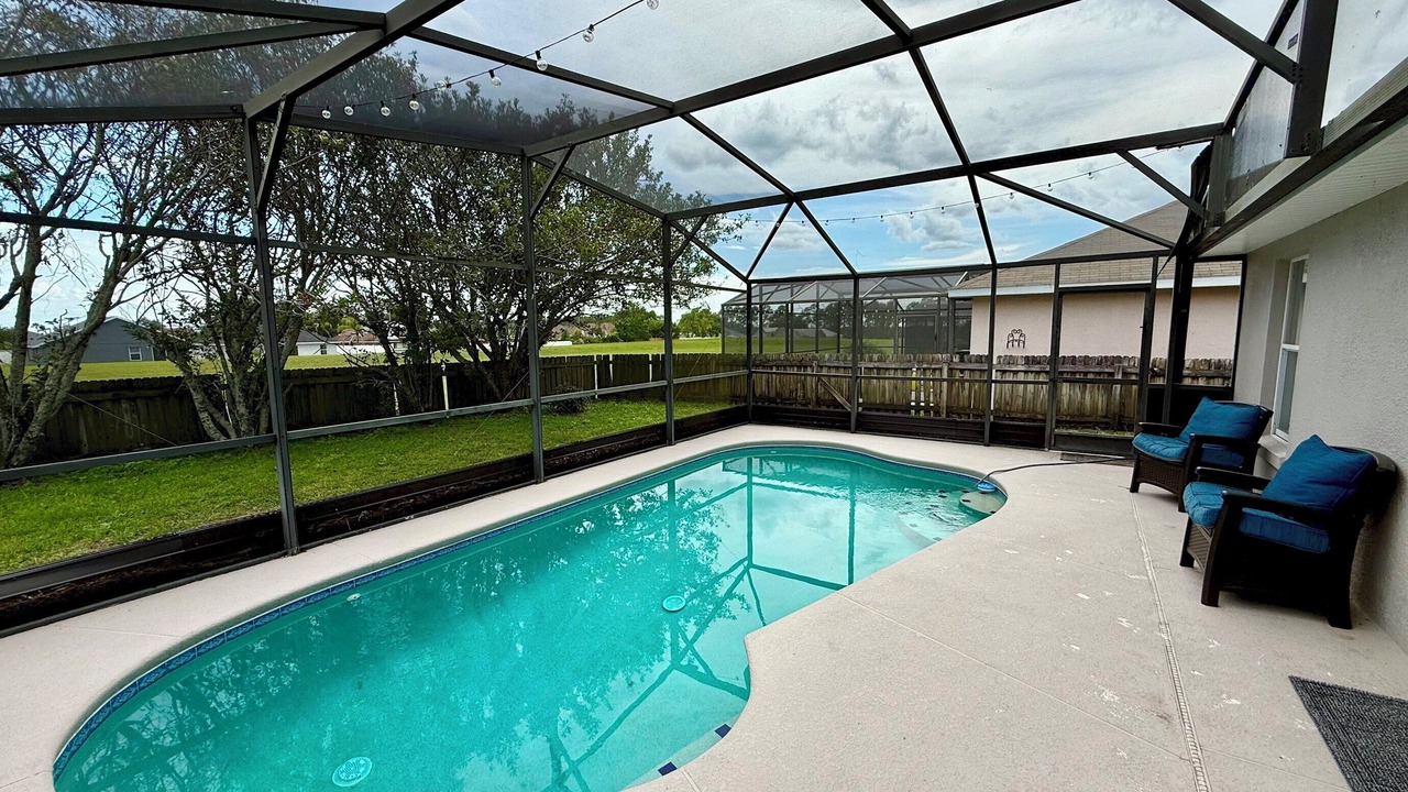 Photo of Outdoor in Loughman