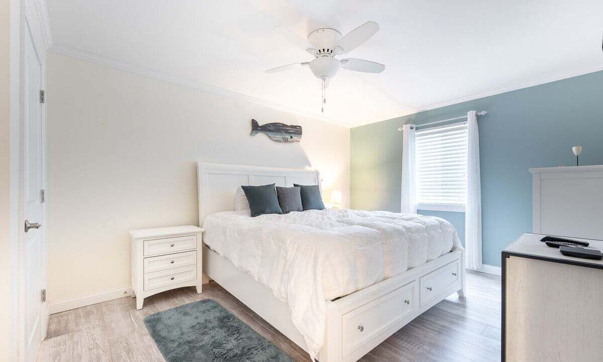 Photo of Bedroom in Demere Park
